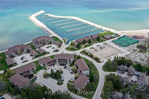 337 Mariners Way #8 Photo 1