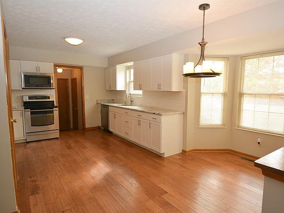2nd image of 5815 Brooke Meadows Ct