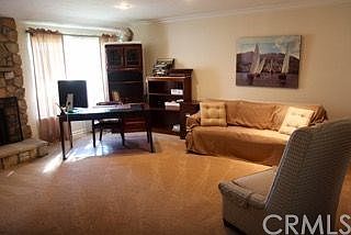 4th image of 645 Newhall Dr