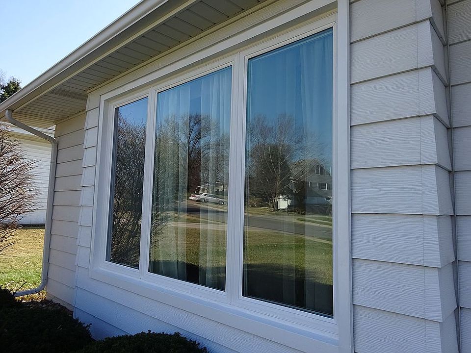 2nd image of 7637 Springfield Dr