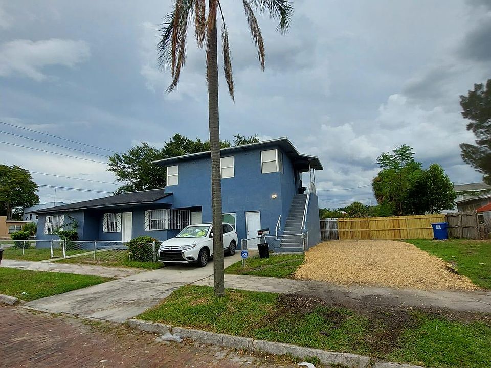 1st image of 895 19th Ave S