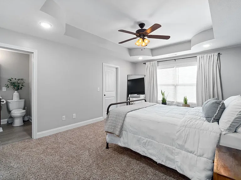 429 Woodtrace Dr — Photo 15