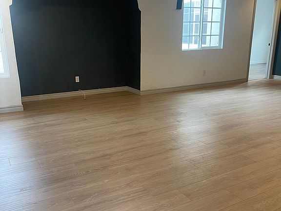 2nd image of 3864 Aguilar St