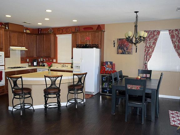 2nd image of 5406 Sweet Sunblaze Ave