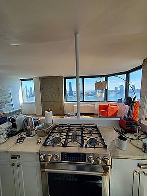 3rd image of 415 E 37th St APT 24F