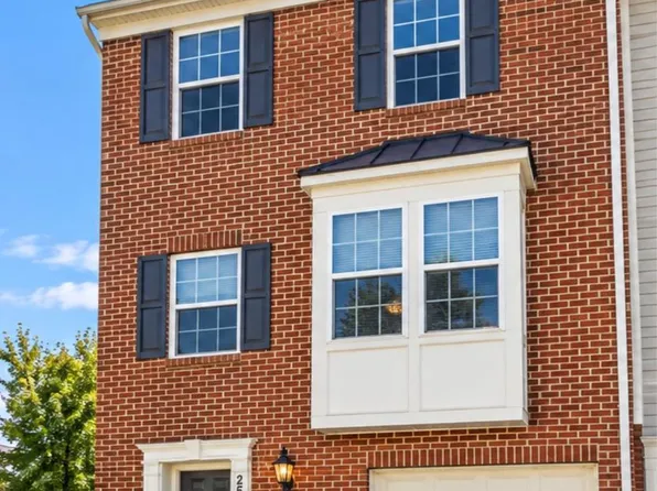 255 Woodstream Blvd, Stafford, VA 22556