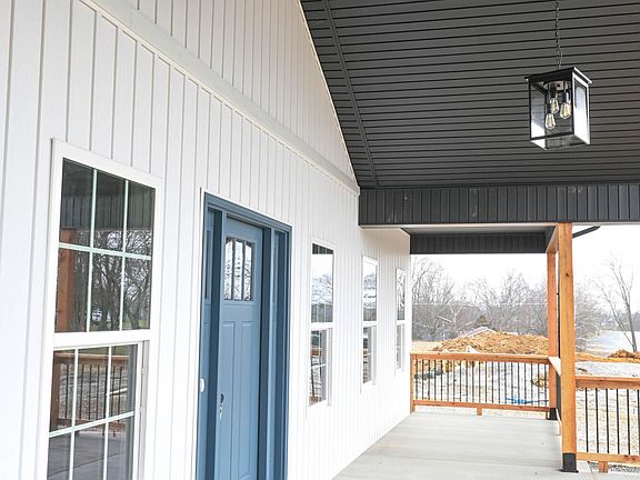 4th image of 348 Noland Rd