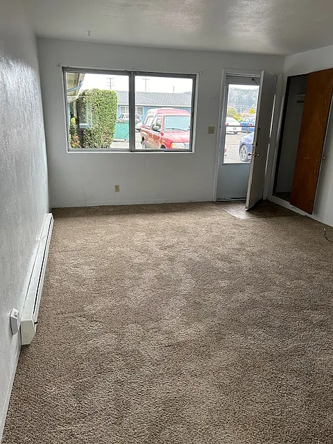 2 bed, $1,150 — Photo 2