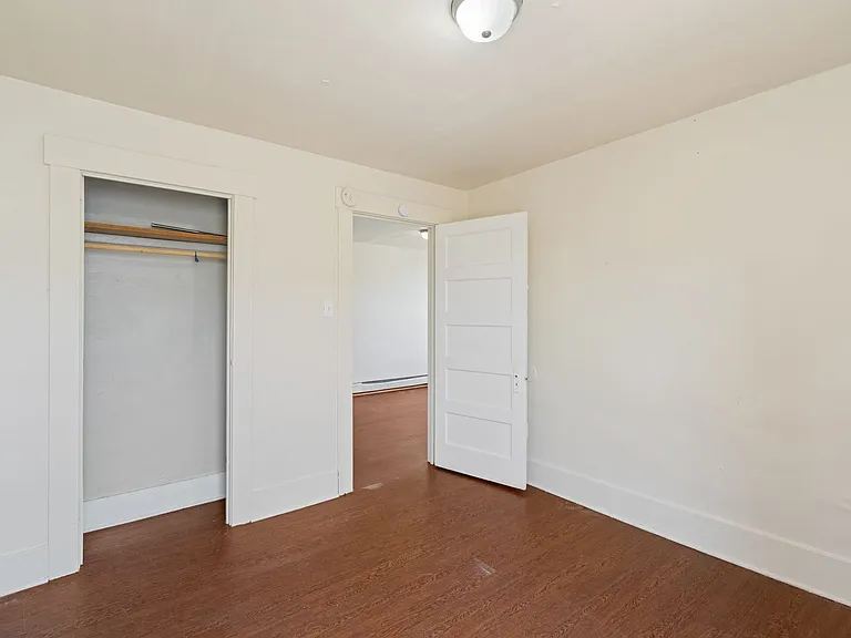 270 15th Street — Photo 17