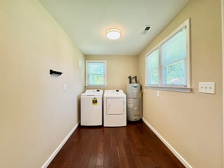 519 Walnut St — Photo 6