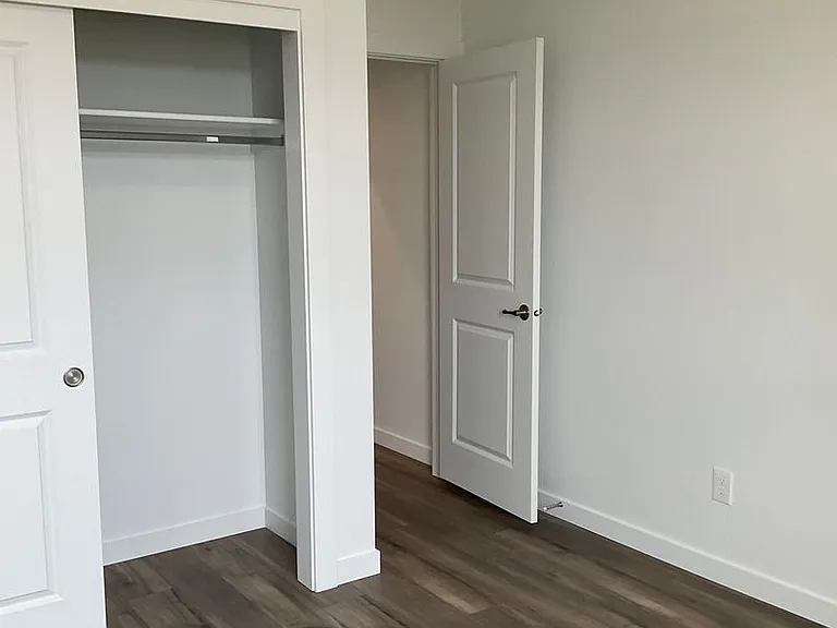 1820 N Big Star Ave — Photo 5