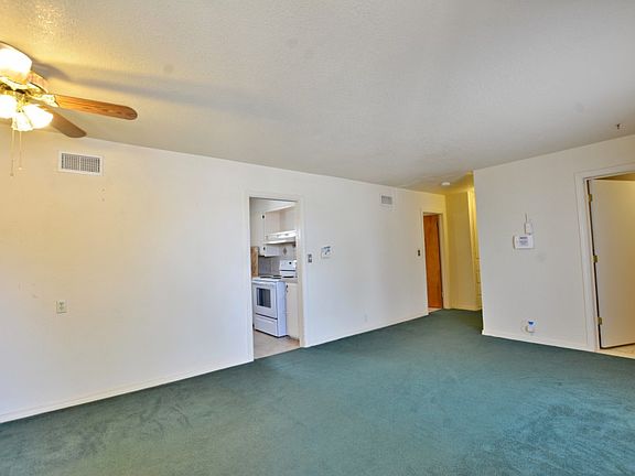 2nd image of 604 Sandia Dr