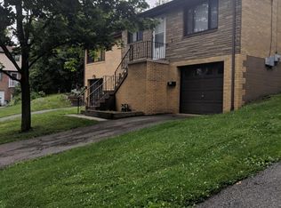 244 Willowhaven Dr, Pittsburgh, PA 15227