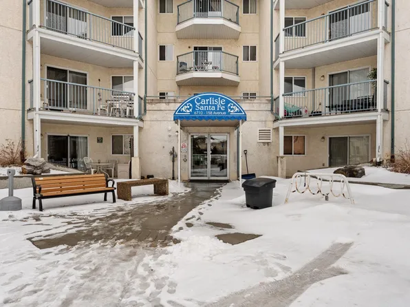 6710 158th Ave NW #208, Edmonton, AB T5Z 3A7