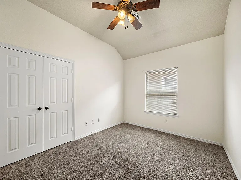 18319 Hillingdon Ln — Photo 23
