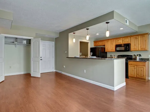 Bridges Apartment Homes