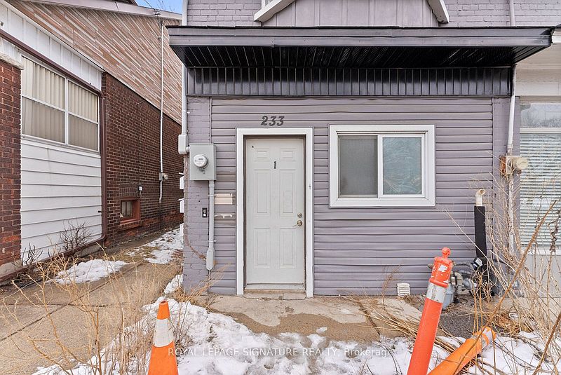 Toronto Townhouse for rent - 2 Bedrooms — photo 15