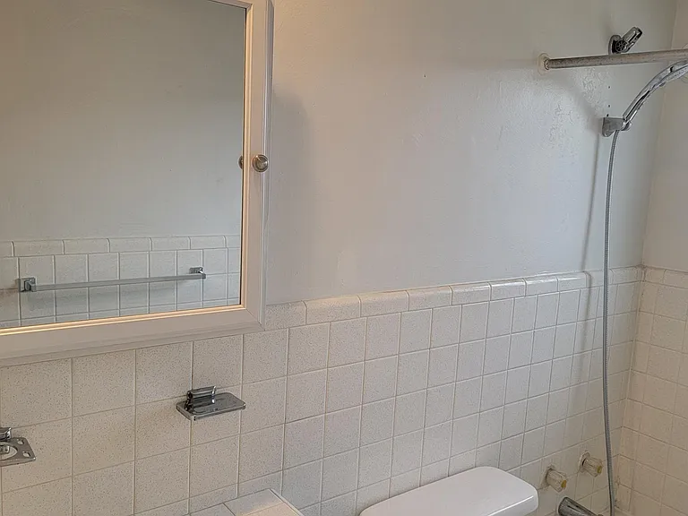 5737 Sander Dr #5 — Photo 8