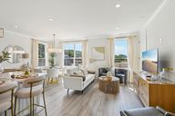 Riverplace Dr-004.jpg