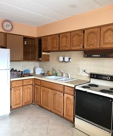 5th image of 5555 W Sunnyside Ave APT 3