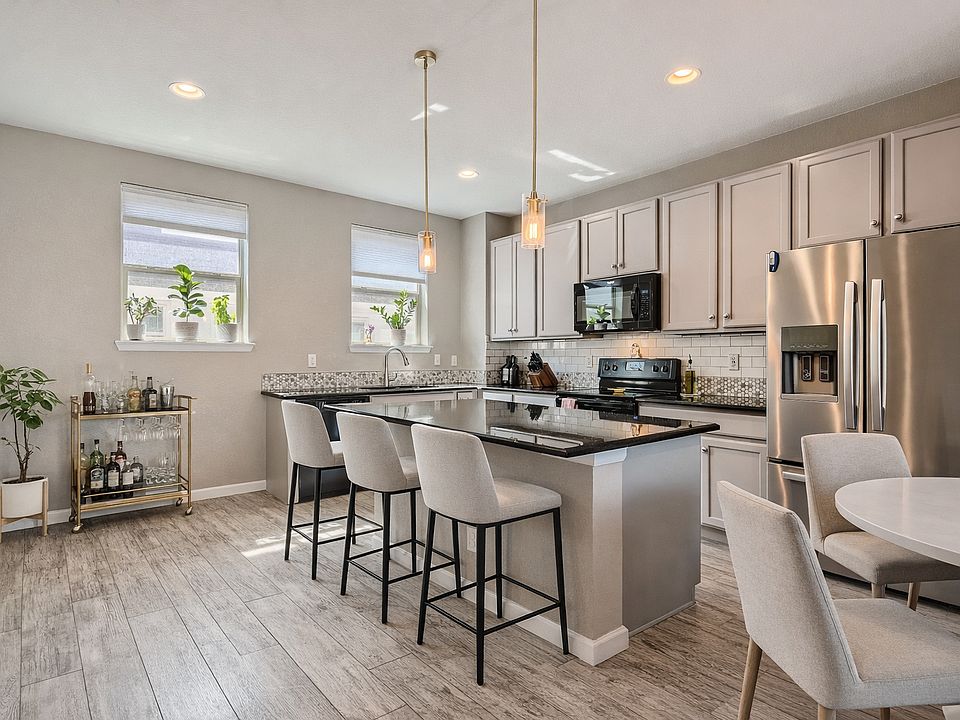 1st image of 4280 E Warren Ave #4