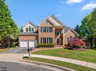 13913 Little Tree Ct, Rockville, MD 20850