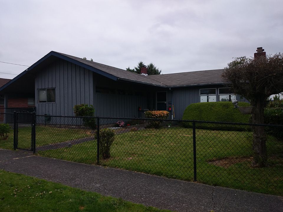 2nd image of 9264 Spear Pl S