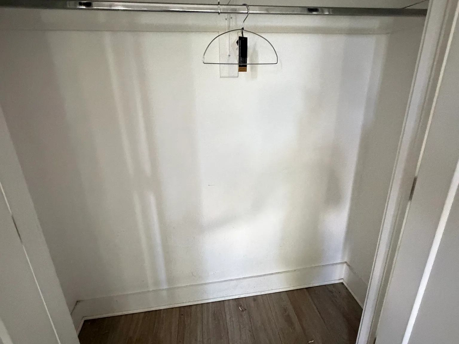 2 bed, 750 sqft, $2,050 — Photo 4
