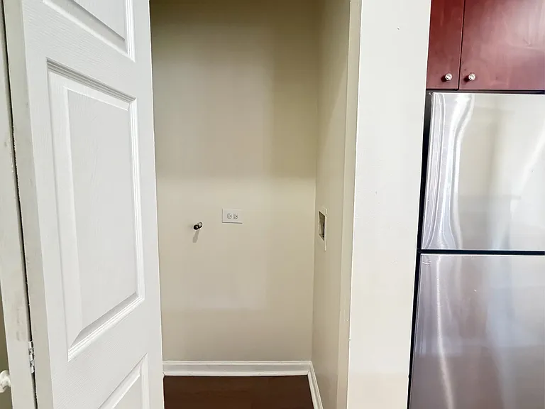 9120 S Dauphin Ave #3E — Photo 5