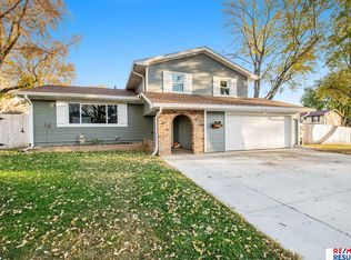 11015 Borman Ave, Omaha, NE 68137