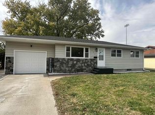 804 Logan St, Norfolk, NE 68701