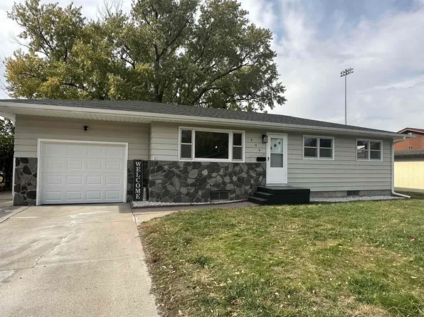 804 Logan St, Norfolk, NE 68701