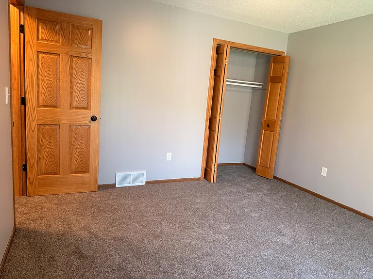 2113 78th Ct E — Photo 8