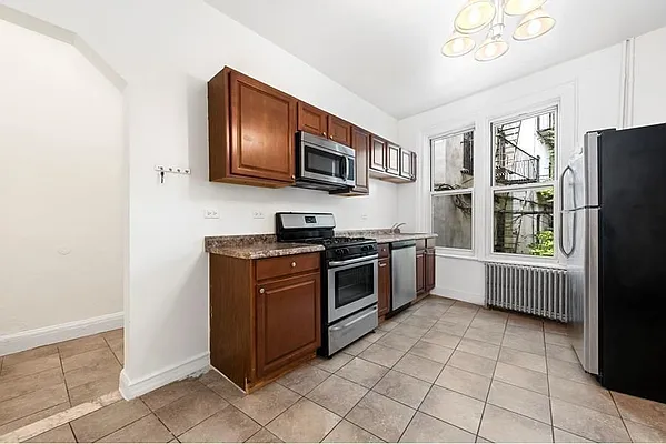 Rented by Compass | media 5