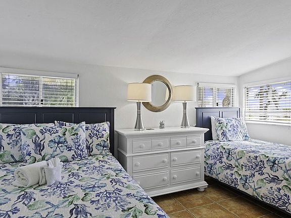 2nd image of 4330 Estero Blvd