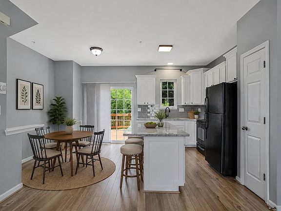 5th image of 6831 Archibald Dr