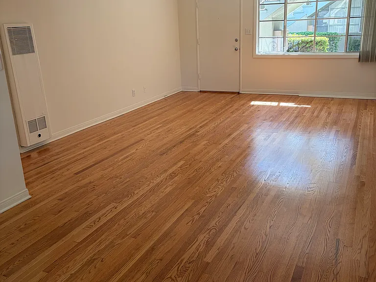 425 Mission St #B — Photo 1
