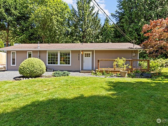 2nd image of 21950 Apollo Drive NE