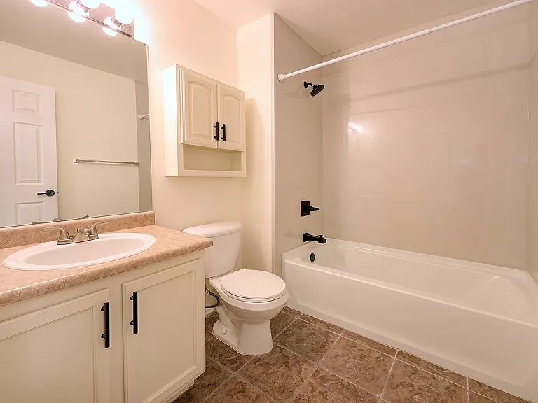 7518 Stephenville Rd — Photo 16
