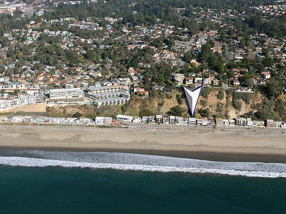 2nd image of 323 Beach Dr