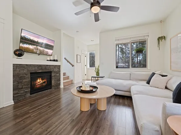 20250 Narnia Pl, Bend, OR 97702