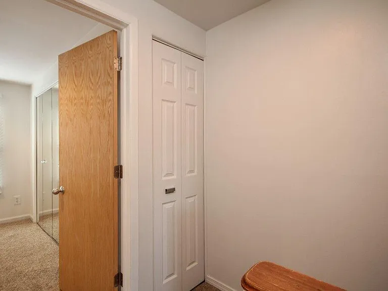 345 Clark St — Photo 16