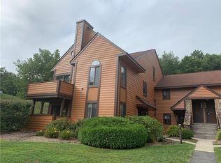2101 Swiss Mountain Dr, Champion, PA 15622