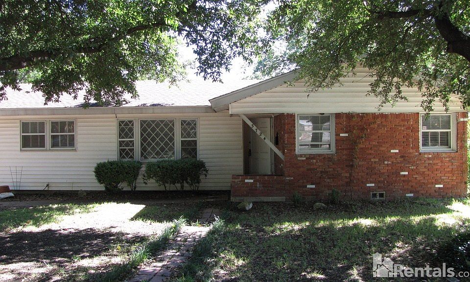 1st image of 3724 N Hills Dr