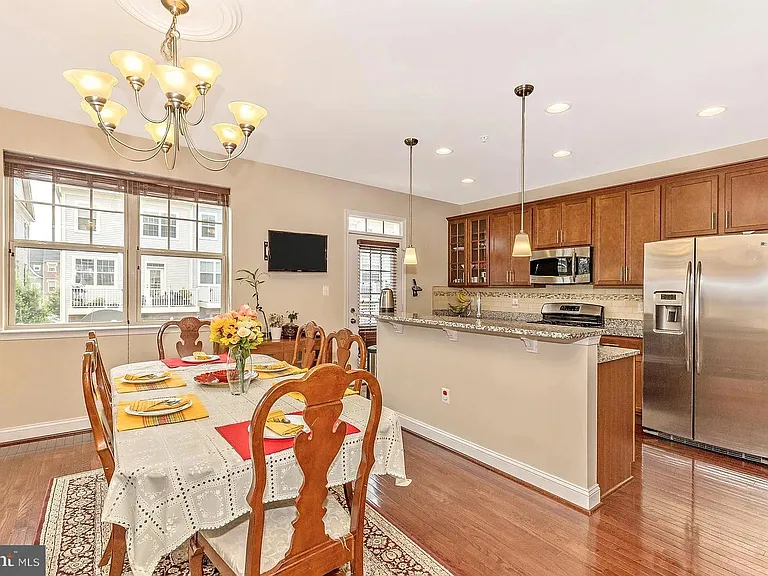 11882 Country Squire Way — Photo 9