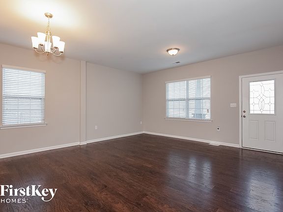 3rd image of 320 Wheat Field Dr