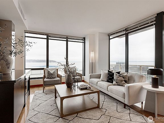 3rd image of 2716 Elliot Avenue #800