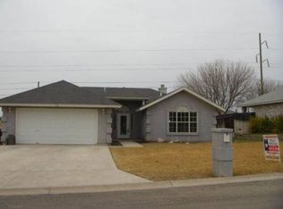 106 Whitewing Ln, Del Rio, TX 78840