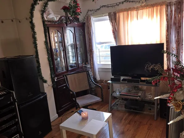 447 Logan Street, Brooklyn, NY 11208