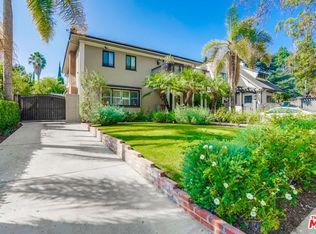 2033 N Serrano Ave, Los Angeles, CA 90027
